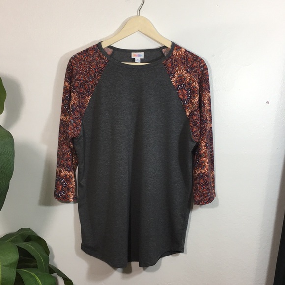 LuLaRoe Tops - LuLaRoe Randy